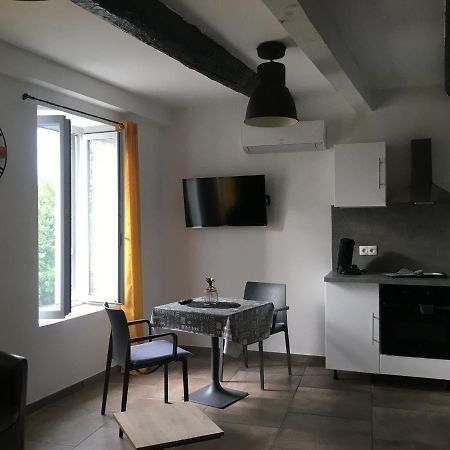 Appartement La Pomme D'Or L'Isle-sur-la-Sorgue Exterior photo